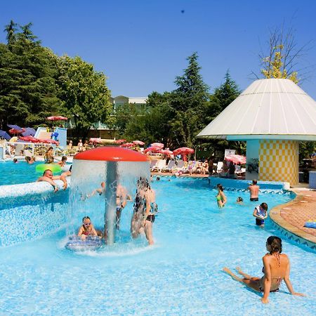 Hotel Orhidea アルベナ エクステリア 写真