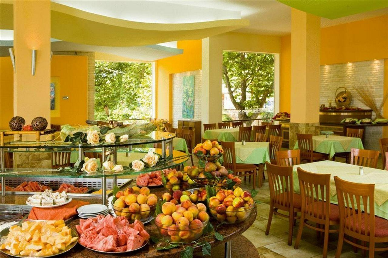 Hotel Orhidea アルベナ エクステリア 写真
